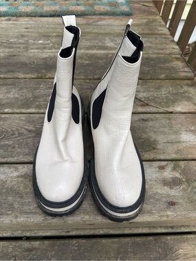 White Croc-Embossed Chelsea Boots with Black Elastic Panels